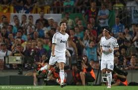 足球中超球队进入封闭训练，外界高度关注