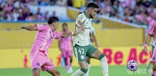 江苏福彩支持孤儿助学工程