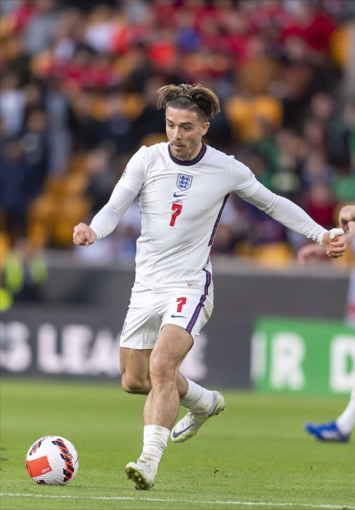 引发了一系 引发了一系